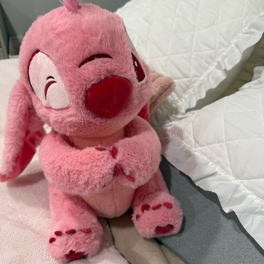 Pink Lilo & Stitch - Picture 7 of 10